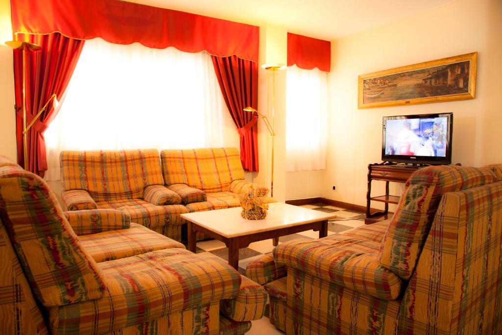 Hotel Maycar А-Корунья Екстер'єр фото